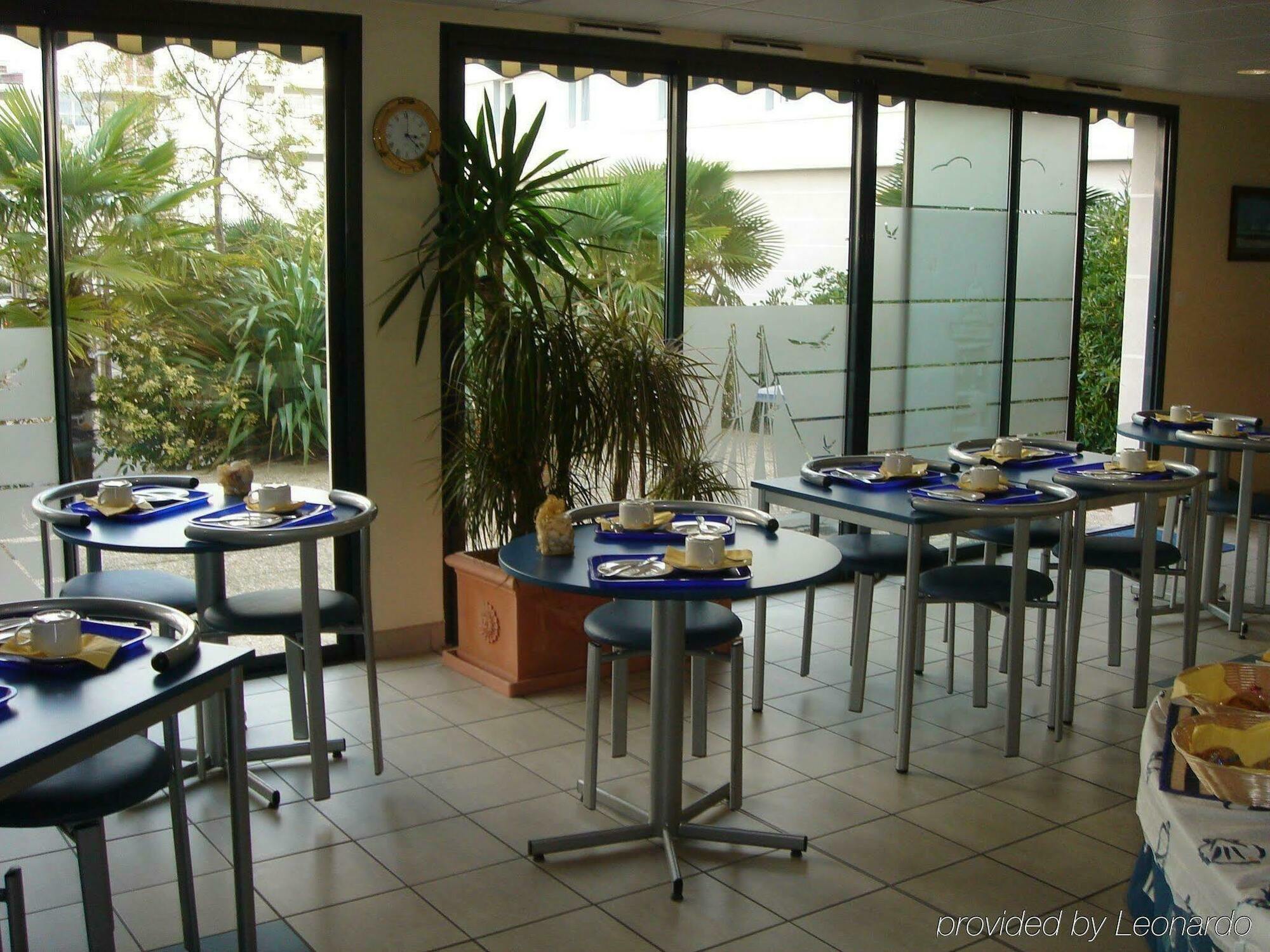 Appart'City Saint-Nazaire Centre Restaurant photo